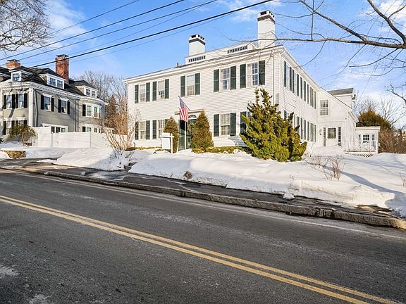 4th image of 45 School St