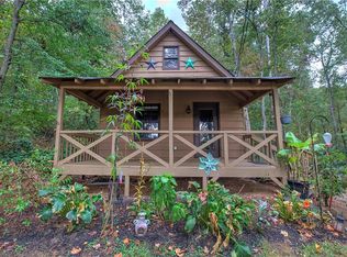 1264 Parksbrook Rd, Ellijay, GA 30540