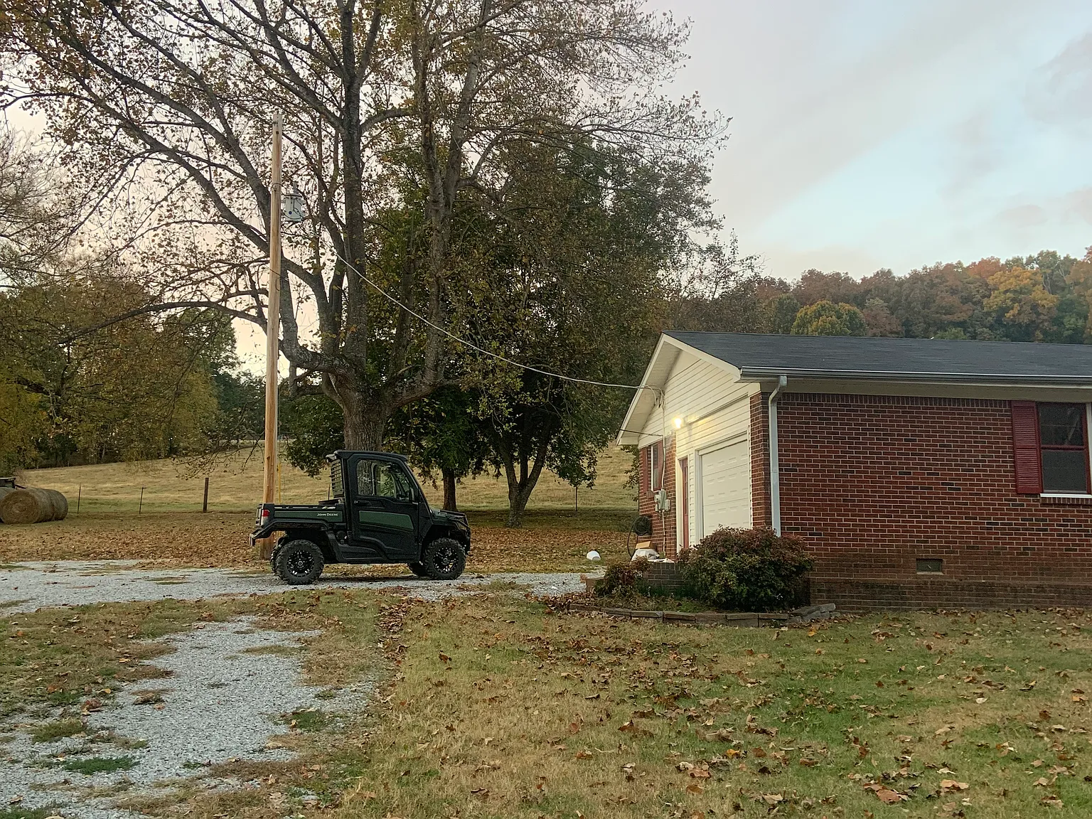 3 bed, 2000 sqft, $1,800 — Photo 2