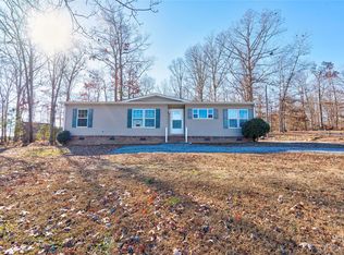 934 Old Henrietta Rd, Forest city, NC 28043