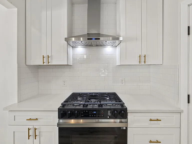 1804 Northwood Rd — Photo 8