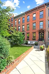 8 4 Place in Carroll Gardens