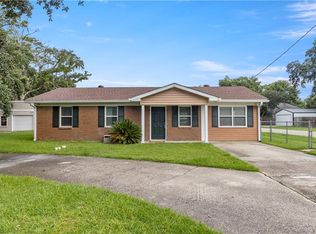 40697 Chinchas Creek Rd, Slidell, LA 70461