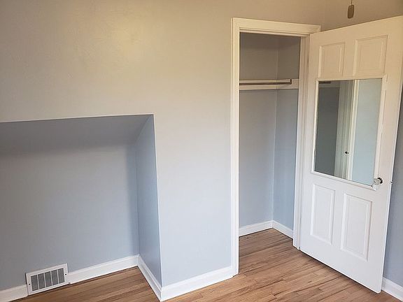 1st bedroom