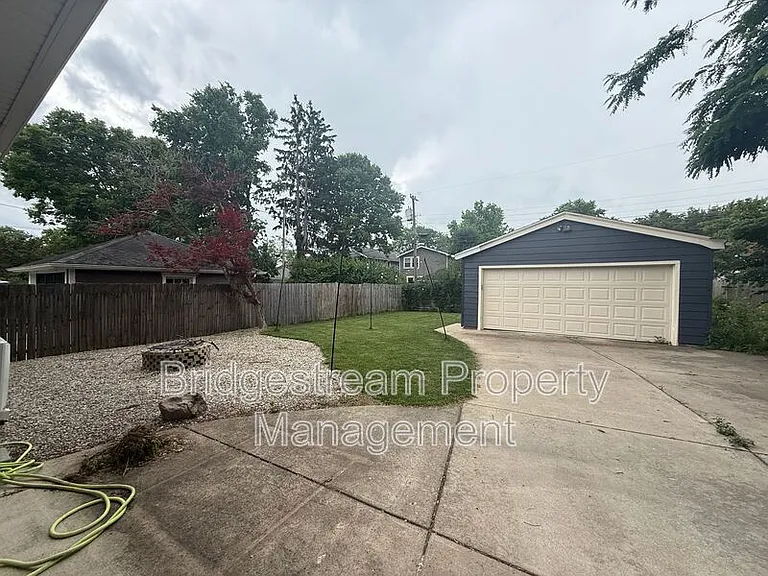 56 Telford Ave — Photo 19