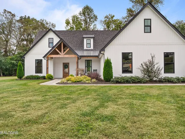 8011 Campbells Point Rd, Corryton, TN 37721