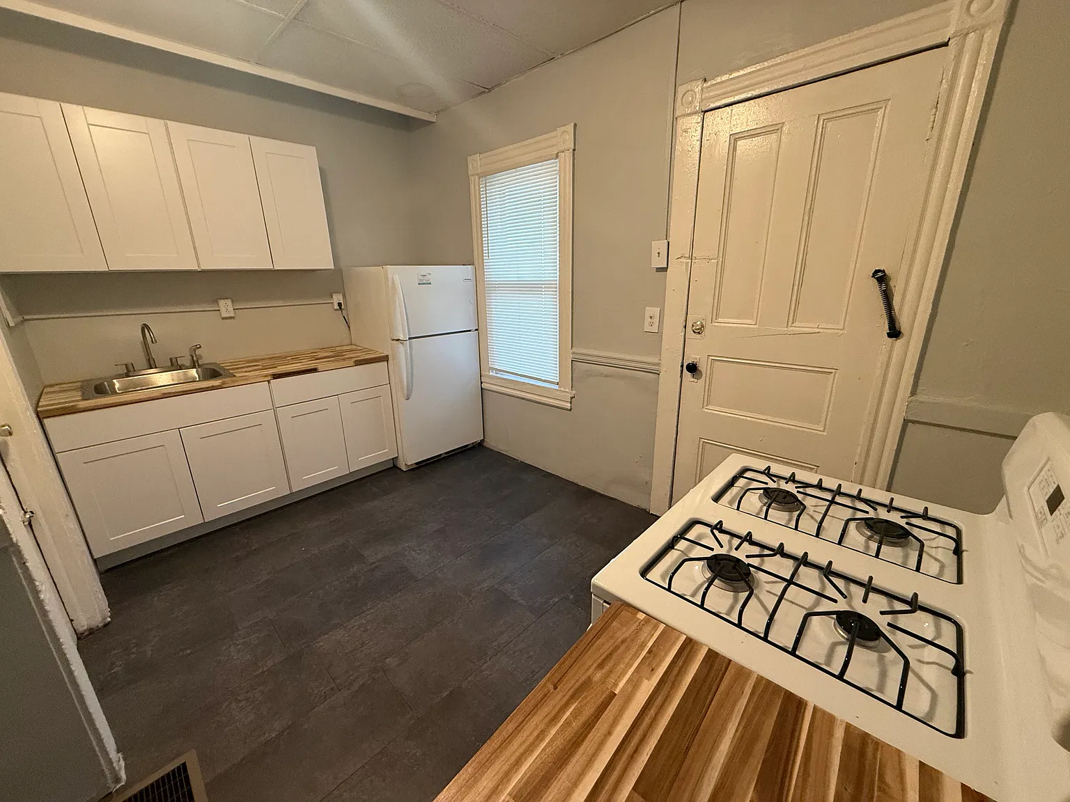 2 bed, 750 sqft, $1,395 — Photo 3