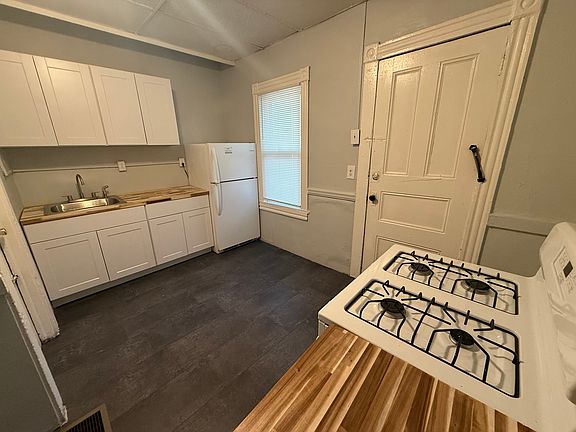 3rd image of 563 S Goodman St APT 1