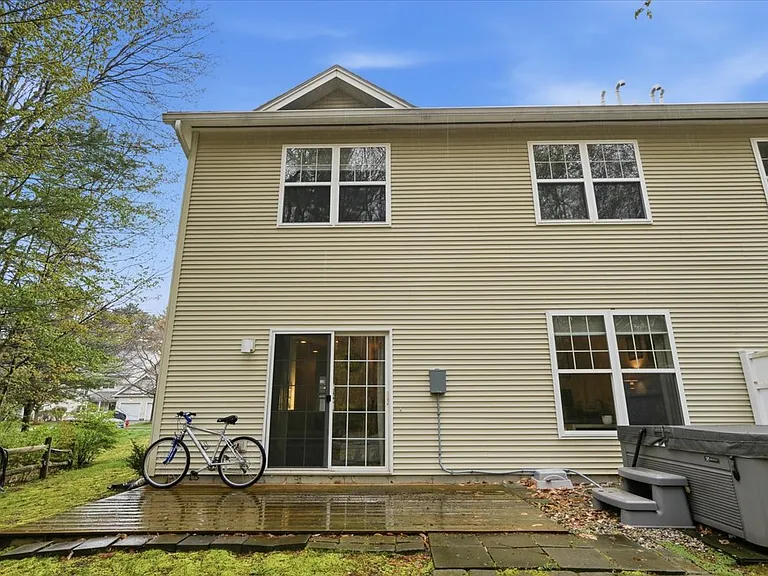 4 Marion Ave #4 — Photo 27
