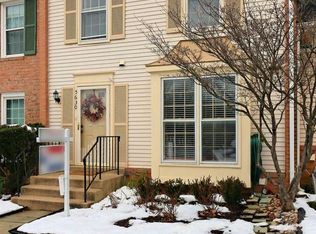 5630 Ridge View Dr, Alexandria, VA 22310