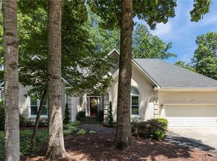 922 Golf House Rd E, Whitsett, NC 27377