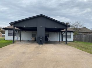 1300 Berry Dr #A & B, Cleburne, TX 76033