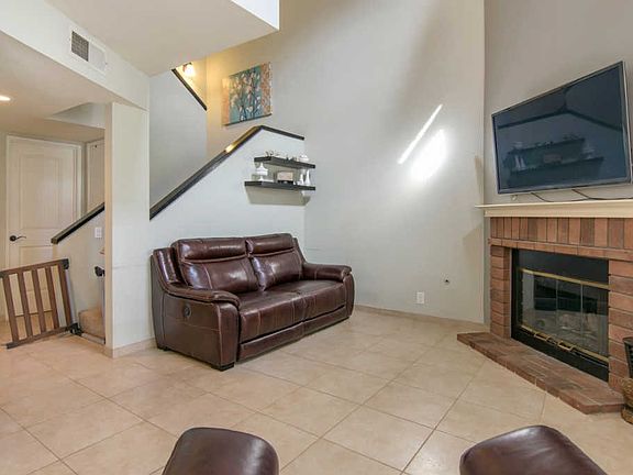 5th image of 9057 Calle Del Verde