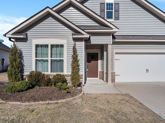 3rd image of 518 Belmont Lake Drive
