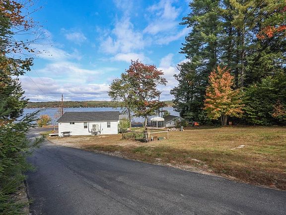 2nd image of 320 Webster Road