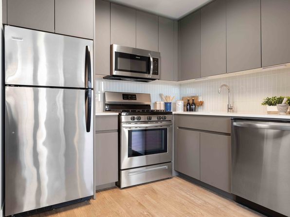 420 W Belmont Ave #11E-R