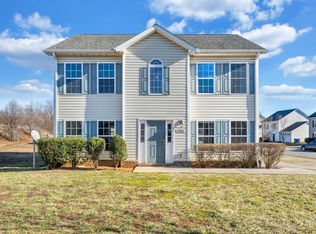 2501 Willow Walk Dr NW, Roanoke, VA 24017