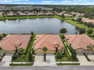 5446 Sunset Falls Dr, Apollo Beach, FL 33572