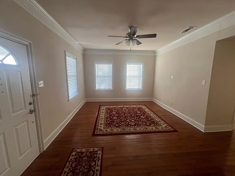 509 N Chestnut St — Photo 9