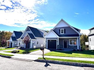 8 Birdie Ln, Boonton, NJ 07005