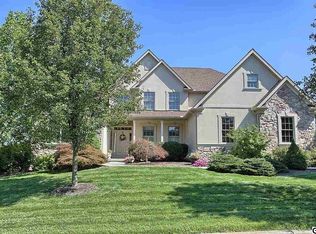 6422 Farmcrest Ln, Harrisburg, PA 17111