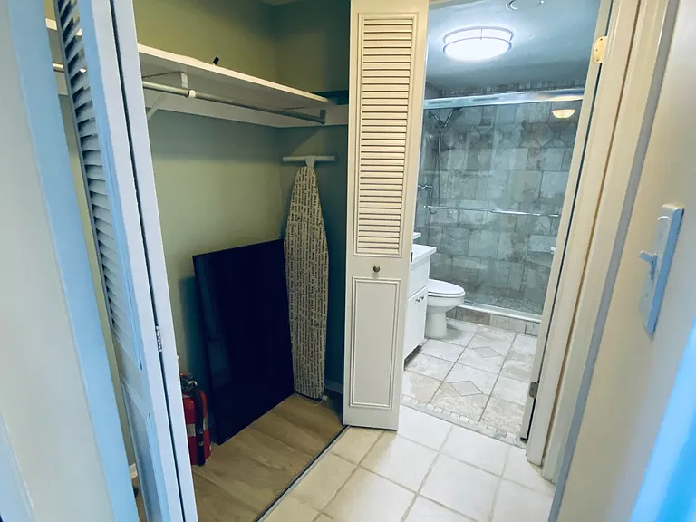 117 Country Club Dr #702 — Photo 25