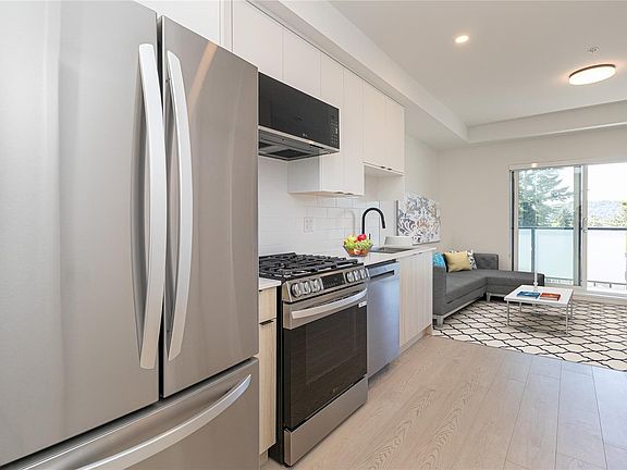 3rd image of 2629 Millstream Rd #512