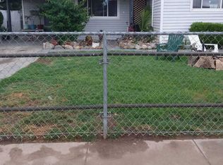 518 S Howard St, Tulare, CA 93274