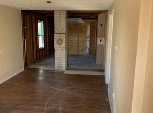 45 Suburban Pkwy, Warwick, RI 02889