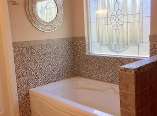 34 Edinburgh Ln, Hampton, VA 23669