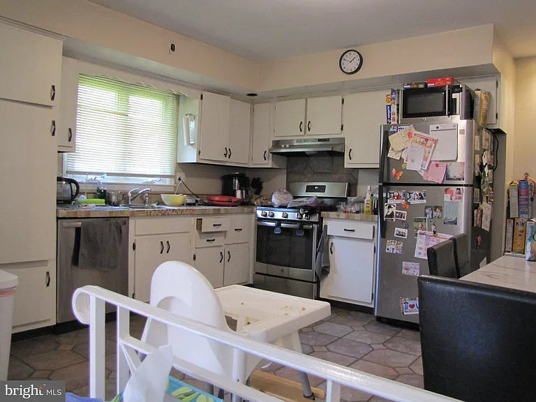436 S Suffolk Dr — Photo 5