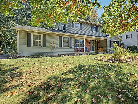 4th image of 238 Watkins Ln