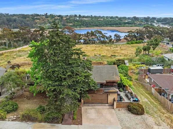 1597 Kelly St, Oceanside, CA 92054