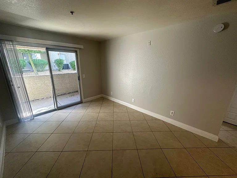 4200 S Valley View Blvd #1051 — Photo 7