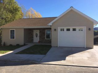 123 Snowdrift Rd, Deatsville, AL 36022