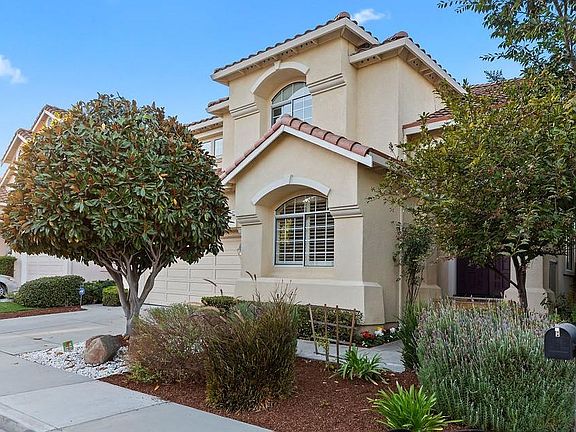 3rd image of 3719 Vireo Ave