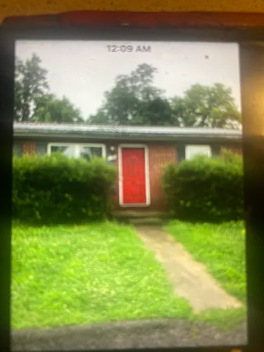 138-142 E Cheryl Ln Photo 1