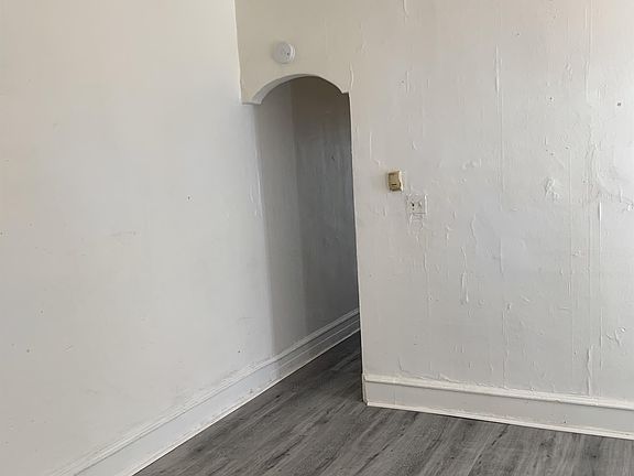 3rd image of 4810 N 11th St #1
