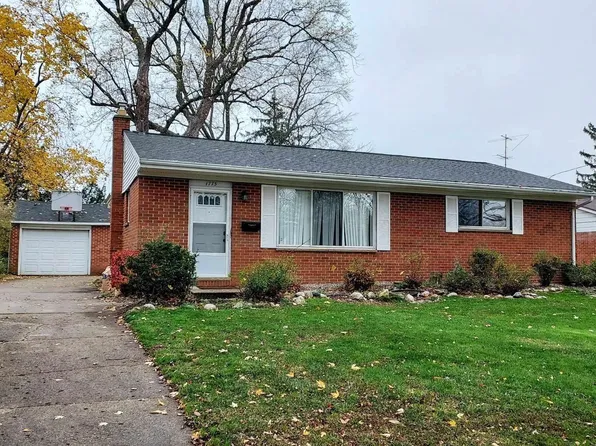 1775 Carlton Ave NE, Grand Rapids, MI 49505