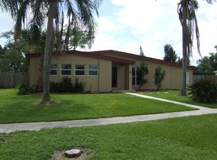 449 Sandia Ave, Port Saint Lucie, FL 34983