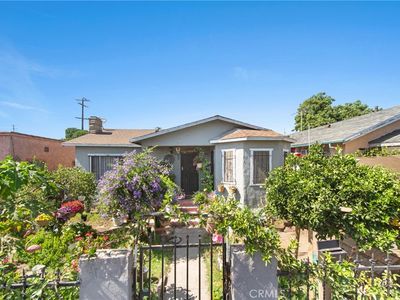 1123 E 80th St, Los Angeles, CA, 90001