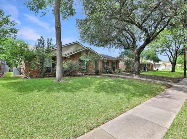 1113 Mossvine Dr, Plano, TX 75023