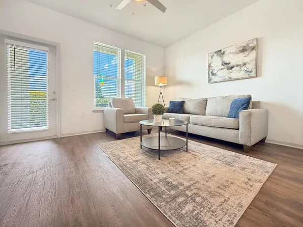 1515 Flournoy Loop #Id1511622p, Clearwater, FL 33764