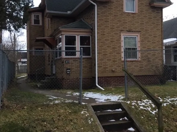 1614 Sibley Ave, South Bend, IN 46628