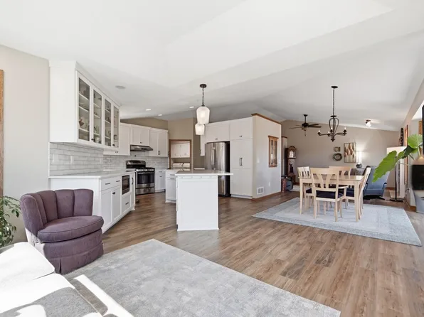 19331 Baldwin St NW, Elk River, MN 55330
