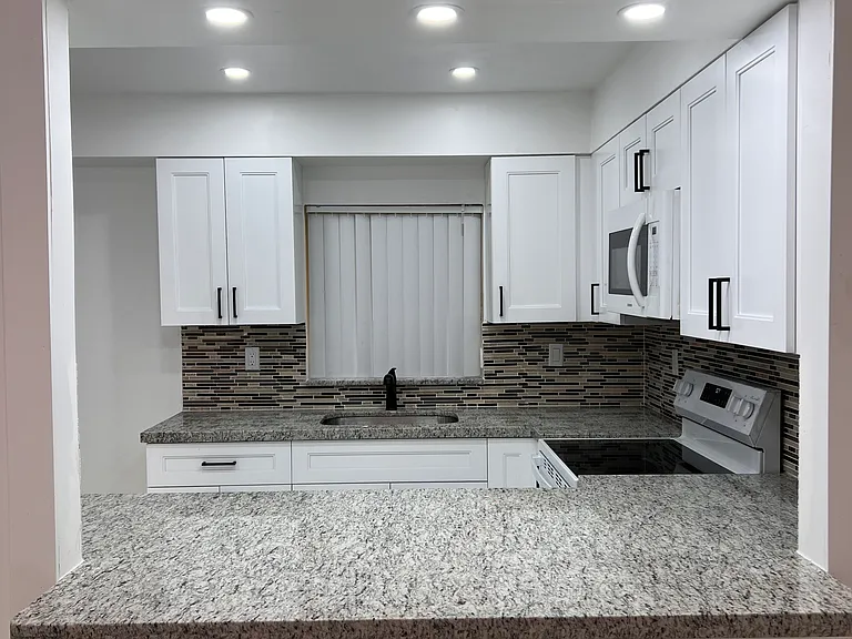 14931 SW 82nd Ter #307 — Photo 3