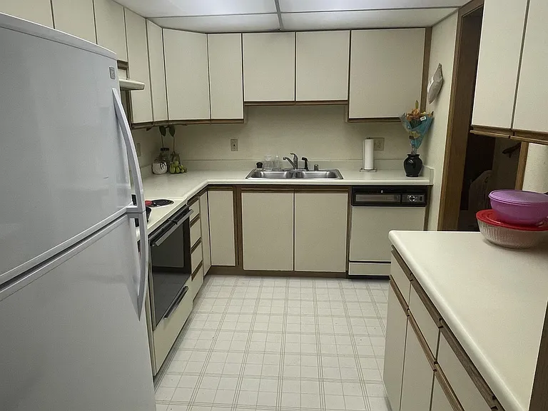 3411 W Wren St #2 — Photo 8