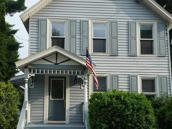 148 Middle Ave, Saratoga Springs, NY 12866