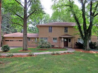 800 Broadway, Normal, IL 61761