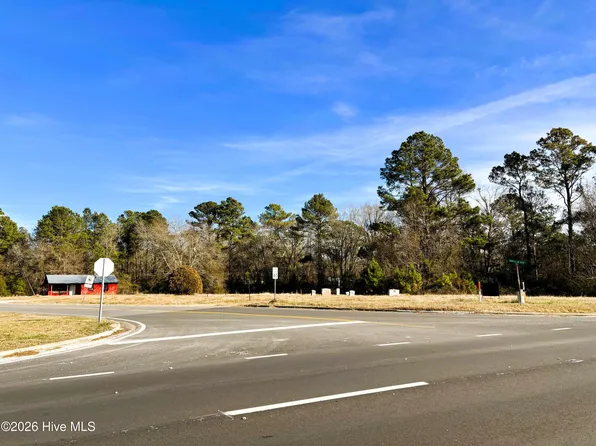 980 Wells Road, Jacksonville, NC 28540